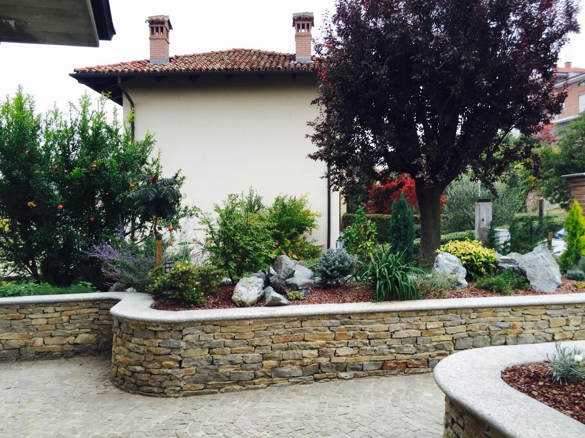 Locanda Rabaya' Barbaresco Exterior photo